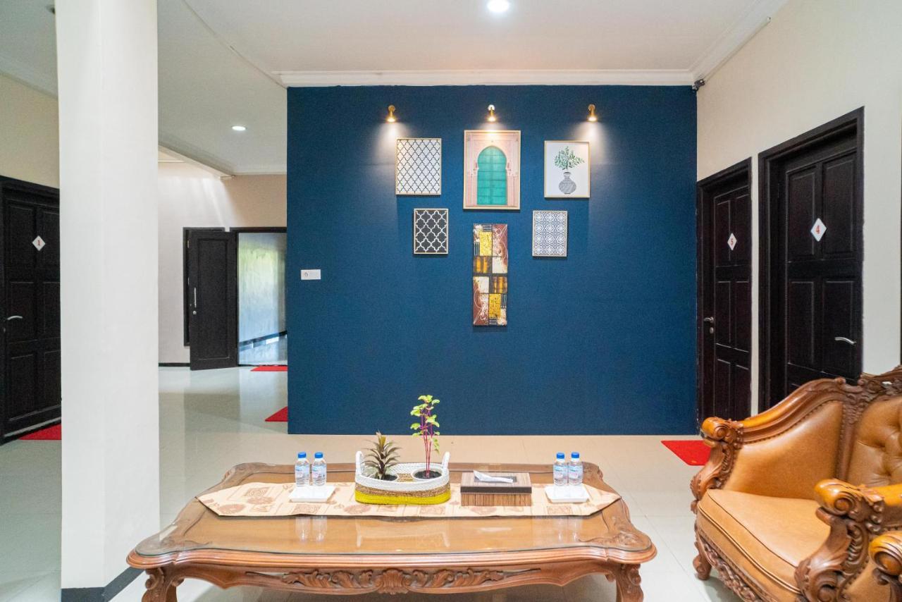 Reddoorz Syariah Near Marvel City Mall 2 Surabaya Esterno foto