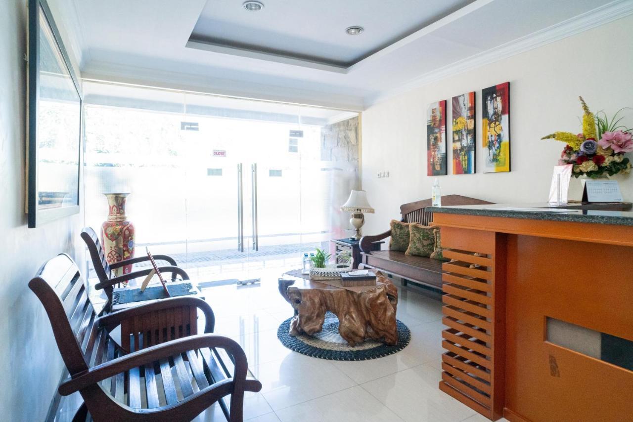 Reddoorz Syariah Near Marvel City Mall 2 Surabaya Esterno foto