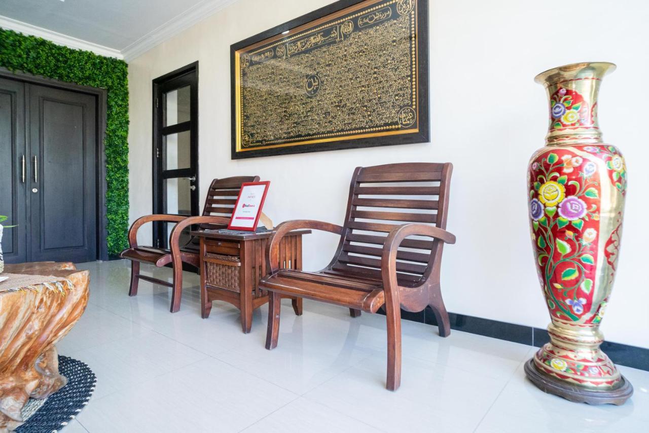 Reddoorz Syariah Near Marvel City Mall 2 Surabaya Esterno foto